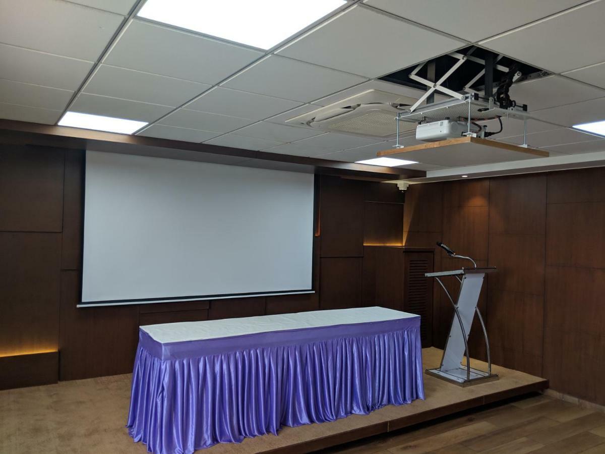 Hotel Avaante Ahmedabad Formerly Known As The Orchid Hotel Eksteriør billede